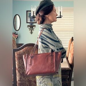 NWT HOBO Expedition Small Tote -Pecan Ridge. Beautifully crafted leather.